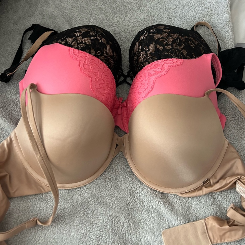 Elegant Lace Trim Pink and Tan Bra